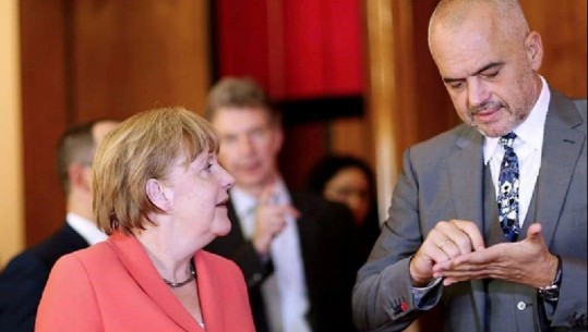 FOTOLAJM/ Merkel 'në pension', Rama nuk harron urimin e veçantë