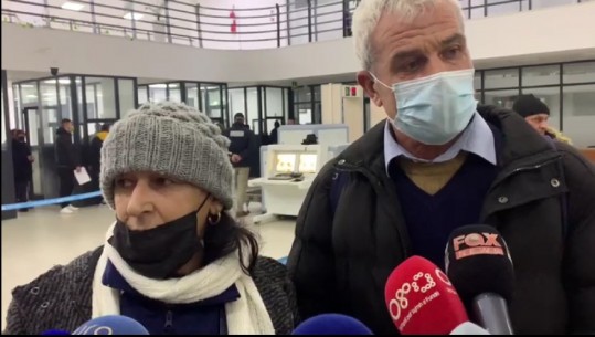 12 orë të bllokuar në det, pasagjerët e tragetit Brindisi -Vlorë: Ishte e lodhshme, paguam vetë çdo ushqim, 15 euro një pjatë makarona