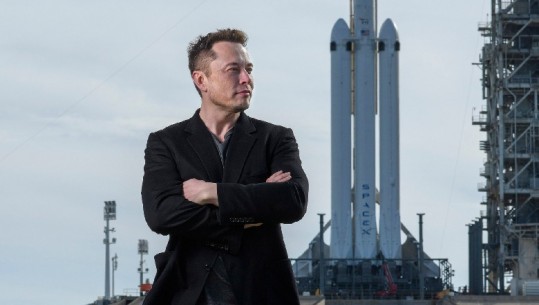 Revista Time ka shpallur CEO-n e Tesla dhe SpaceX Elon Musk si personin e vitit