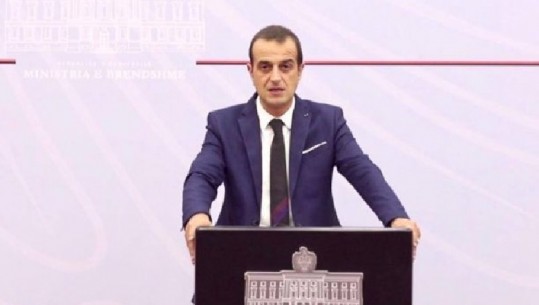 Drejtori i Përgjithshëm i Gjendjes Civile Bledar Doracaj jep dorëheqjen nga detyra, ikën tek KLSH: Largohem me ballin lart dhe plot arritje