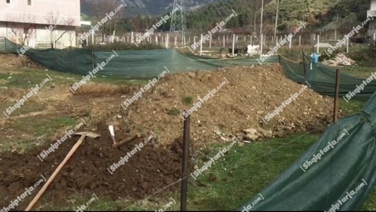 Dyshohet se janë varrosur mbi 100 ushtarë grekë  të rënë në luftën italo-greke, fillojnë gërmimet në Përmet! Prefekti për Report Tv: Zbatim i marrëveshjeve të mëparshme