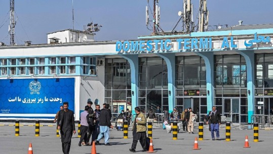 Turqia dhe Katari arrijnë marrëveshje me talebanët për drejtimin e aeroportit të Kabulit