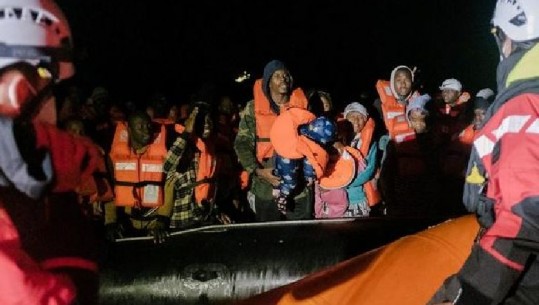  Anija gjermane që lëviz në Mesdhe, shpëtohen qindra emigrantë nga rreziku në det të hapur 