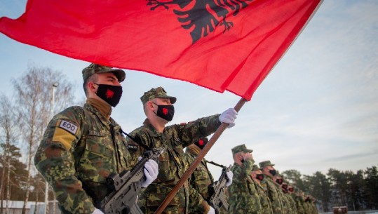 Kontingjenti i ri trupave nga Shqipëria merr detyrën në Letoni, pamje nga ceremonia