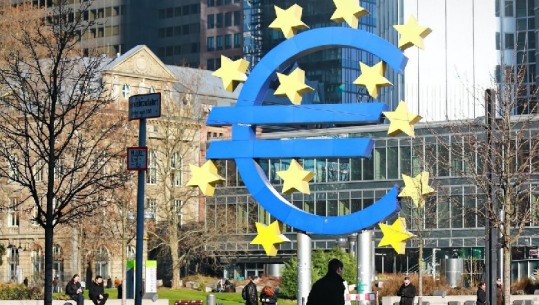 20-vjetori i euros, çfarë ndodhi në 12 vendet që ndryshuan monedhën e tyre më 1 janar 2022