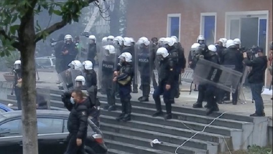 Protesta e dhunshme e Berishës, Ministria e Drejtësisë: S’ka bërë vaki që një parti politike të kthehet në një arenë lufte! Policia ishte shembull