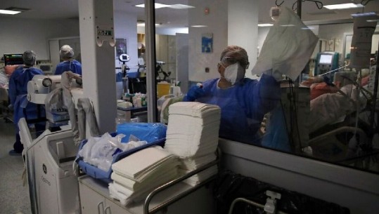 Përhapja e variantit Omicron, Shërbimi Kombëtar Shëndetësor në Britani i kërkon ndihmë spitaleve private për përballimin e fluksit të pacientëve