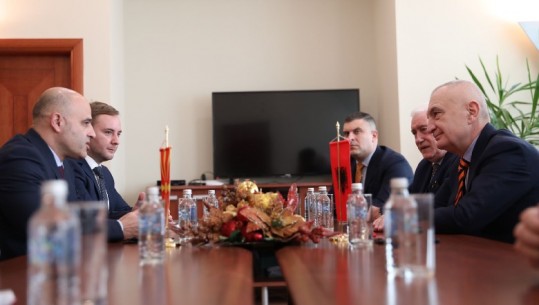Meta takon Kryeministrin e mandatuar të Maqedonisë së Veriut: Të dy vendet tona meritojnë çeljen sa më parë të negociatave me Bashkimin Europian