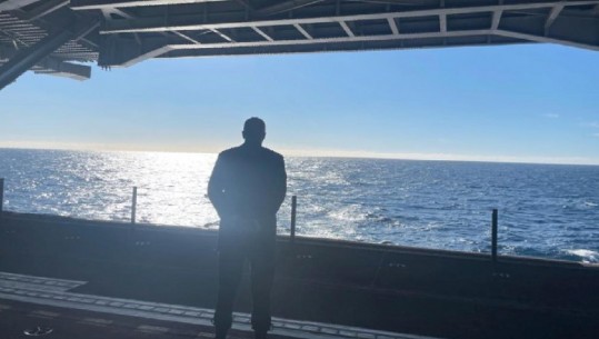 FOTO+VIDEO/ SHBA stërvitje në ujërat tona territoriale me marinën shqiptare,  Rama në bordin e 'bishës' amerikane