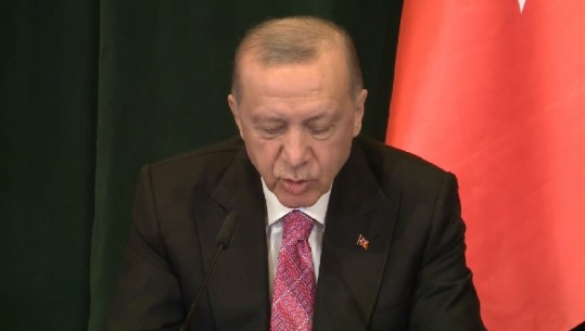 Erdogan: Ju këshilloj të bashkoni 2 ministritë, atë të Turizmit dhe Kulturës! 