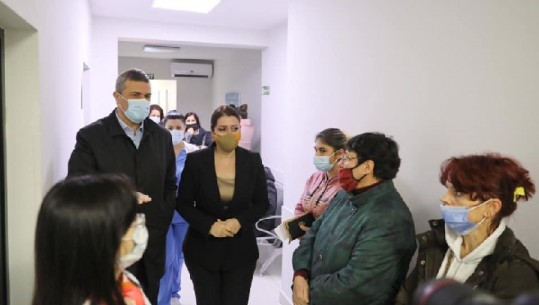  Ministrja e Shëndetësisë: Test falas për depistimin e hershëm të kancerit të qafës së mitrës, të gjitha gratë 40-50 vjeç të drejtohen pranë qendrave shëndetësore