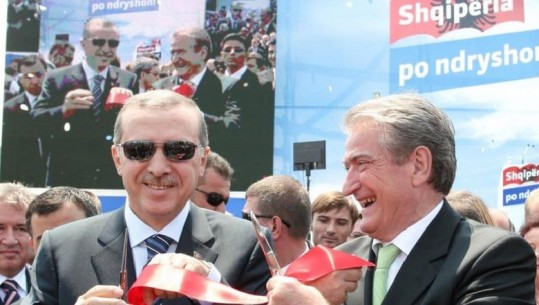 Ylli Pata: Iluzionet e Berishës, sulmoi Erdoganin 48 orë më parë, sot gjen 'strehë' në sirtarët e ministrave të tij në betejen me SHBA