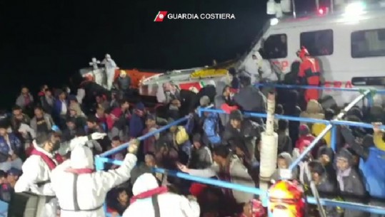 Tragjedi në Lampedusa, 280 emigrantë në bord të një varke në mes të Mesdheut në temperatura ekstreme, 7 të vdekur nga i ftohti