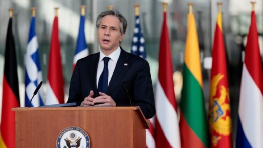 Gati për luftë?/ Ambasada amerikane në Tiranë shpërndan mesazhin e fortë të Blinken: Rusia ka 2 rrugë para! Ia kemi bërë të qartë