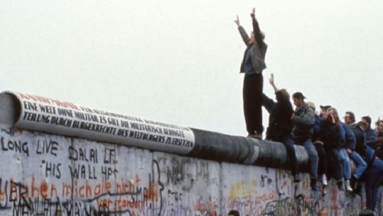 Pas Murit të Berlinit, pse Evropa e ka pasur të vështirë të kapërcejë ndarjet e saj?
