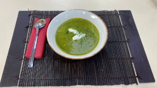 Gatime nga zonja Albana, Supë me spinaq