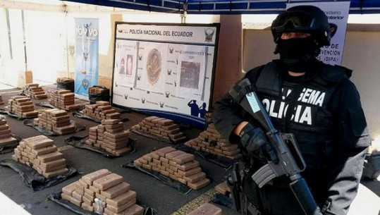 Nga vrasja e Adriatik Tresës te bizneset e Arbër Çekaj, media në Ekuador: Mafiozët shqiptarë mbërrijnë si biznesmenë, por janë në listën e më të kërkuarve