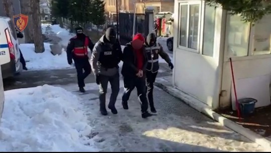 U kapën me 130 gr kokainë dhe mbi 2 mijë euro, arrestohen dy trafikantët në Korçë