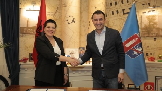 Marrëveshje bashkëpunimi me Fakultetin e Gjuhëve të Huaja, Veliaj: Mundësi integrimi për studentët, sidomos në vitin ku Tirana është ’Kryeqyteti Evropian i Rinisë’