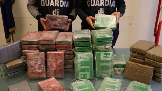 Kapen 444 kg kokainë në kontejnerët me kafe në portin e Xhenovas në Itali, një i arrestuar