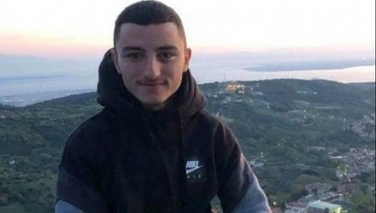 U arratis në Shqipëri për t’i shpëtuar prangave, lëshohet urdhri i arrestit ndërkombëtar për shqiptarin! I dyshuar për vrasjen e 19-vjeçarit grek në Selanik 