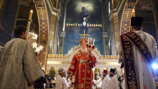 Feja dhe gjuha dy ‘fronte të tjera lufte’ mes Moskës e Kievit
