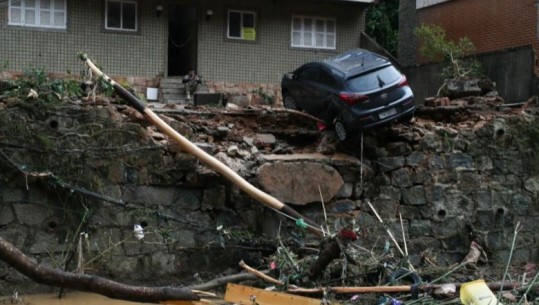 Reshje të dendura shiu dhe rrëshqitje dherash, mbi 100 viktima në Brazil