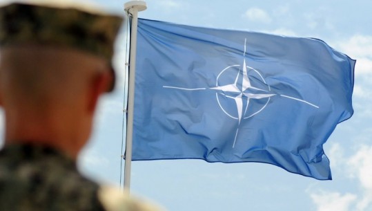 Vuçiç: Ka rrezik që Kosova të pranohet në NATO, po përballemi me presion për njohje