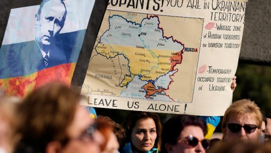 Ukraina e gatshme për bisedime me Rusinë, edhe për statusin neutral