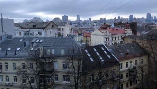 ​​​​​​​Mëngjes 'tmerrësisht i qetë' në Kiev pas natës me sirena dhe të shtëna me armë zjarri