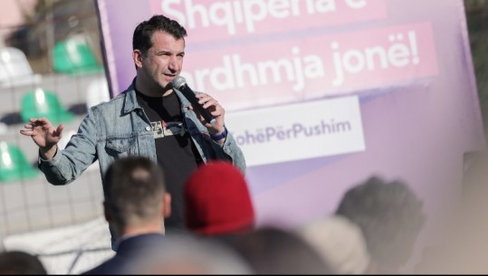 Veliaj nga Rrogozhina: Vota për PS është vota për punë, jo për dhunë; Grida dhe Jorida nuk bënë dot një punë në Tiranë, si do bëjnë këtu?