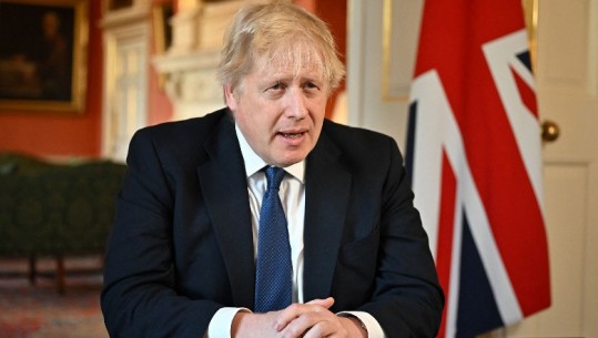 Boris Johnson thirrje që të përjashtohet Rusia nga SWIFT