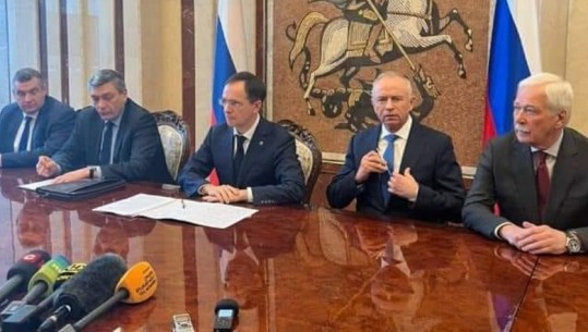 Ambasada ruse në Tiranë: Ukraina ka rënë dakord të zhvillojë bisedime me Rusinë në Bjellorusi