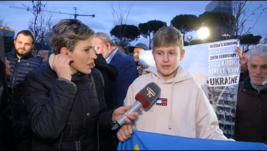 13-vjeçari ukrainas që jeton në Shqipëri flet për Report Tv: Ky makth të marrë fund sa më shpejt! Protestoj për bashkëatdhetarët në Ukrainë