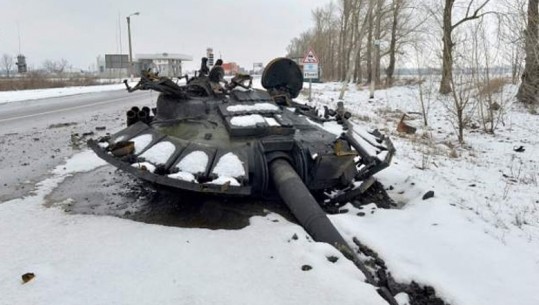 Zyrtarë ushtarakë ukrainas: Mbi 5,700 trupa ruse të vrarë gjatë luftimeve dhe 200 janë kapur rob