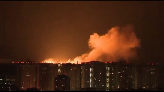 Nisin sërish bombardimet në Kiev, dëgjohen shpërthime të fuqishme