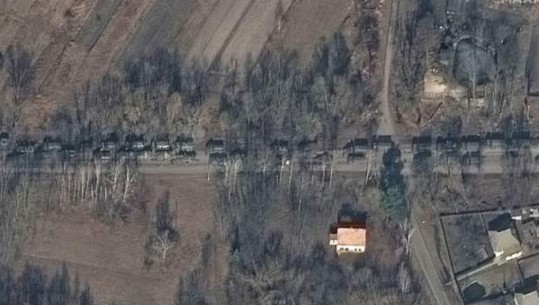 Kolona ruse 65 km e gjatë i drejtuar Kievit kanë mbetur të bllokuar
