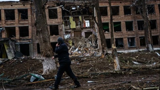 Lufta në Ukrainë, Rusia bombardon 3 shkolla dhe katedralen e Khrakiv