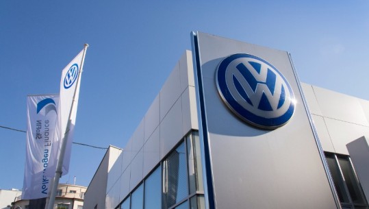 Volkswagen ndalon prodhimin në Rusi, eksportet ndërpriten menjëherë