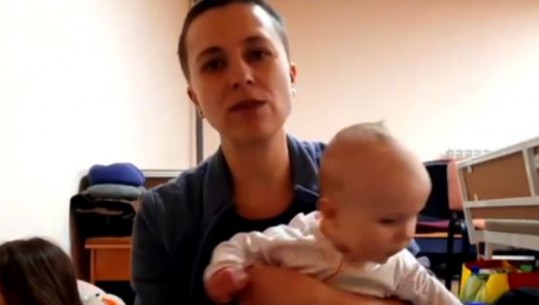 'Lufta po i merr fëmijërinë', nëna ukrainase: Si t'i shpjegoi të vegjëlve të mi se po i bombardohet qyteti? 