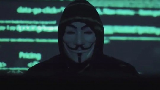 'Anonymous' sulmojnë televizionet në Moskë, transmetojnë video të luftës në Ukrainë: Kundërshtoni gjenocidin rus