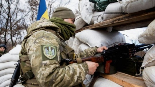 ‘Armiku do të befasohet’, ministri ukrainas i mbrojtjes: Jemi furnizuar ‘fuqishëm’ me armë