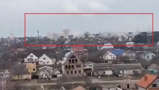 Shpërthejnë predhat në qytetin ukrainas, rusët të pamëshirshëm sulmojnë zonën e populluar (VIDEO)