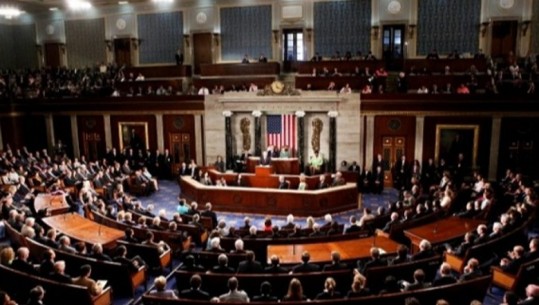 Kongresi i SHBA arrin një marrëveshje për 13.6 miliardë dollarë ndihmë për Ukrainën