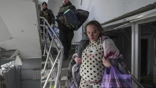 SKEDA/ Krim i madh në kohë lufte, bombardimi i spitalit të fëmijëve në Mariupol, çfarë ndodhi dhe çfarë thonë Ukraina dhe Rusia