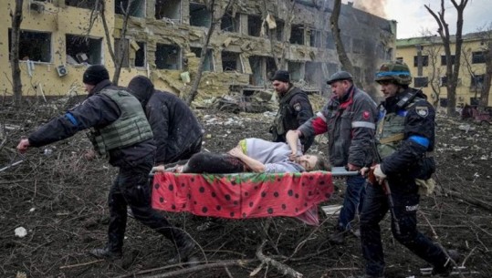 Bombardimi i spitalit të Mariupol, Rusia akuzon Ukrainën: Provokim i orkestruar për ‘eksitimin’ e Perëndimit