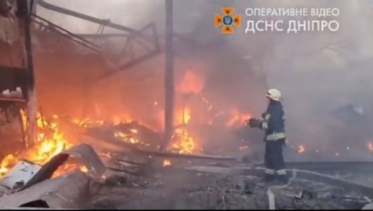 Ukraina: Bombardohet Dnipro, goditet kopshti i fëmijëve dhe lagjet e banimit (VIDEO)