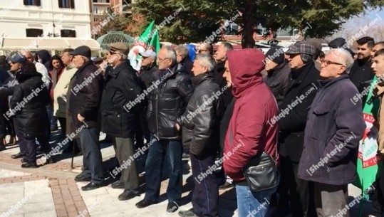 Qytetarët në Pogradec në protestë, japin propozime për zgjidhjen e krizës