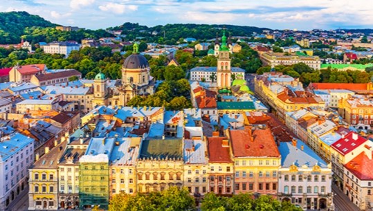 Rusia po e sulmon, Lvivi qytet i shquar për trashëgiminë kulturore