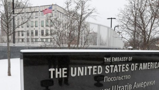 Ambasada e SHBA-së thirrje amerikanëve: Largohuni menjëherë nga Ukraina!